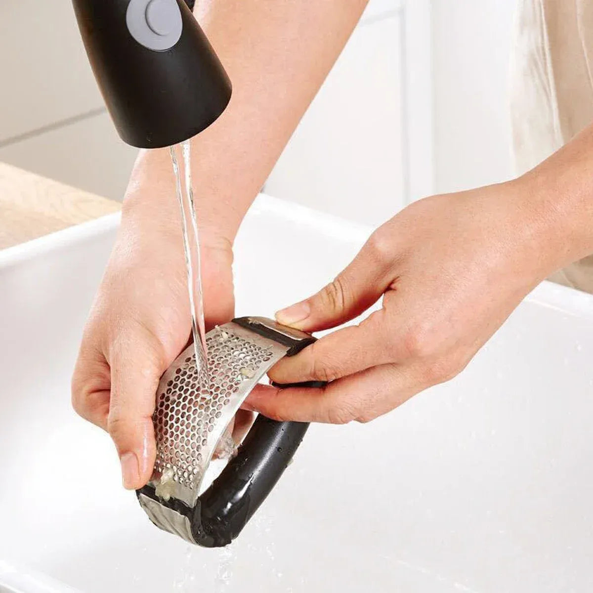 Stainless Steel Garlic Press Rocker | Easy & Dishwasher-Safe