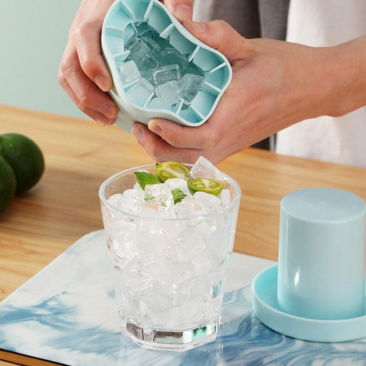 CoolCube Pro – 2-in-1 Silicone Ice Mold & Bucket