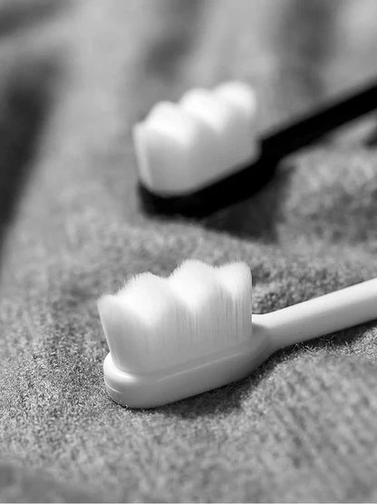 Hismile - Instant Teeth Whitening - V34 Serum + Nano brush Free